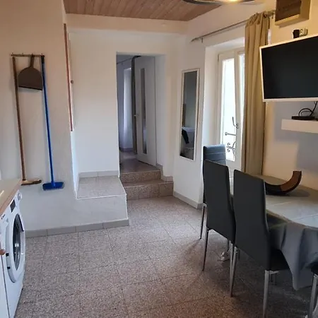 Rue Du Vieux Chateau - Beau F2 Apartamento Menton